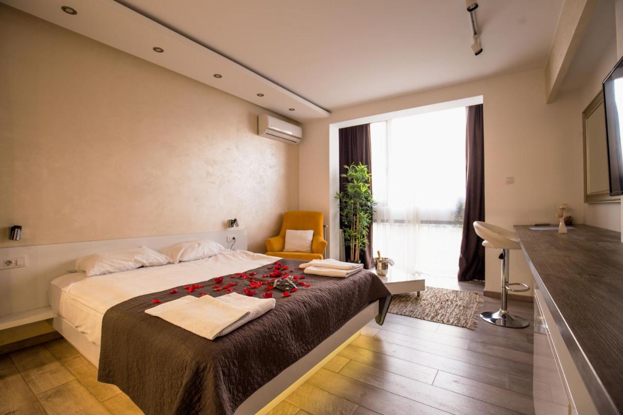 Luxury Boutique City Center Apartments Белград Екстер'єр фото